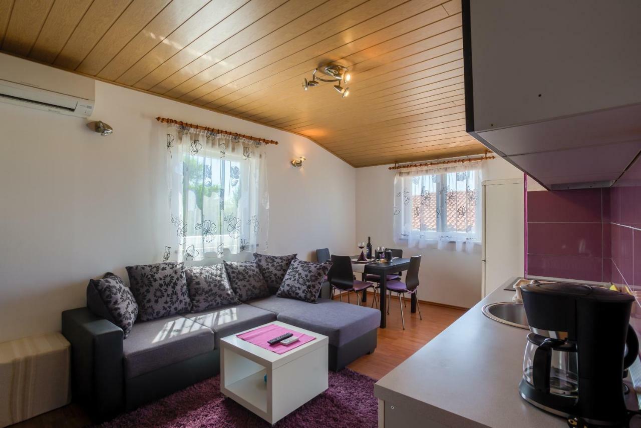 Apartment Monica Liznjan Ngoại thất bức ảnh