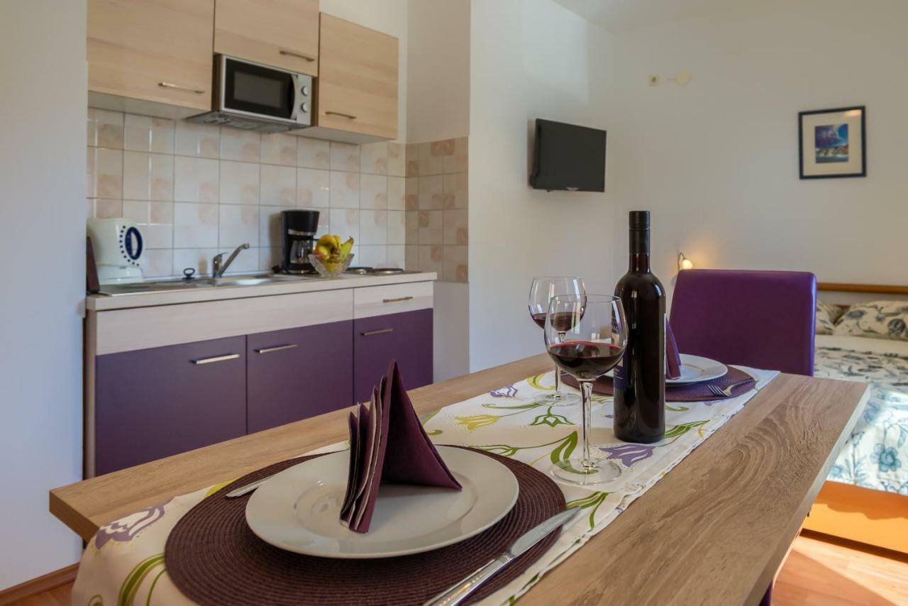 Apartment Monica Liznjan Ngoại thất bức ảnh